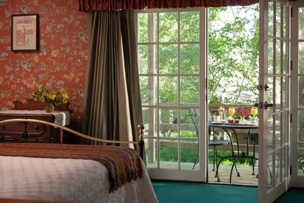 Chesterfield Inn Екстер'єр фото
